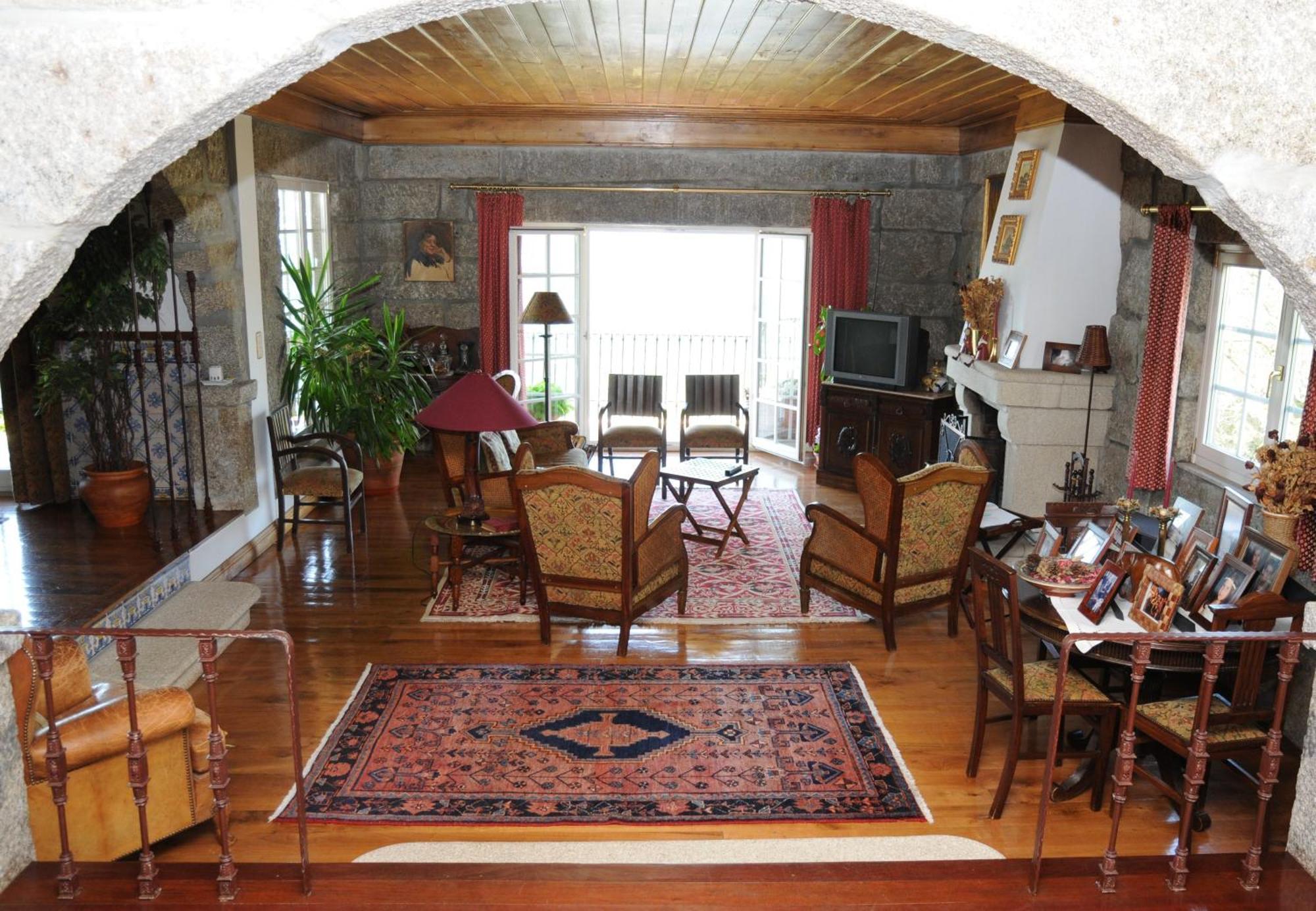 Casa De Canilhas Mesao Frio Exterior photo